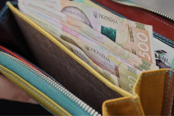 Нові оклади для чиновників